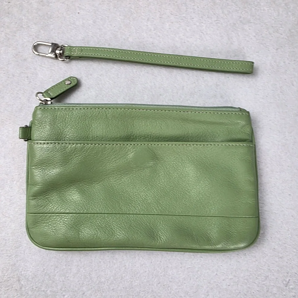 Leatherology Green Leather Wristlet Pouch with Detachable Strap and Key Ring